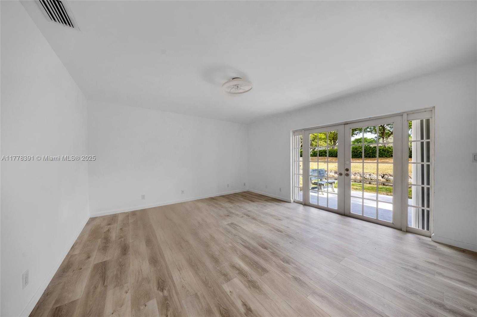 Small Image of 8031 NORTH WEST 47TH CT, Lauderhill Number 21