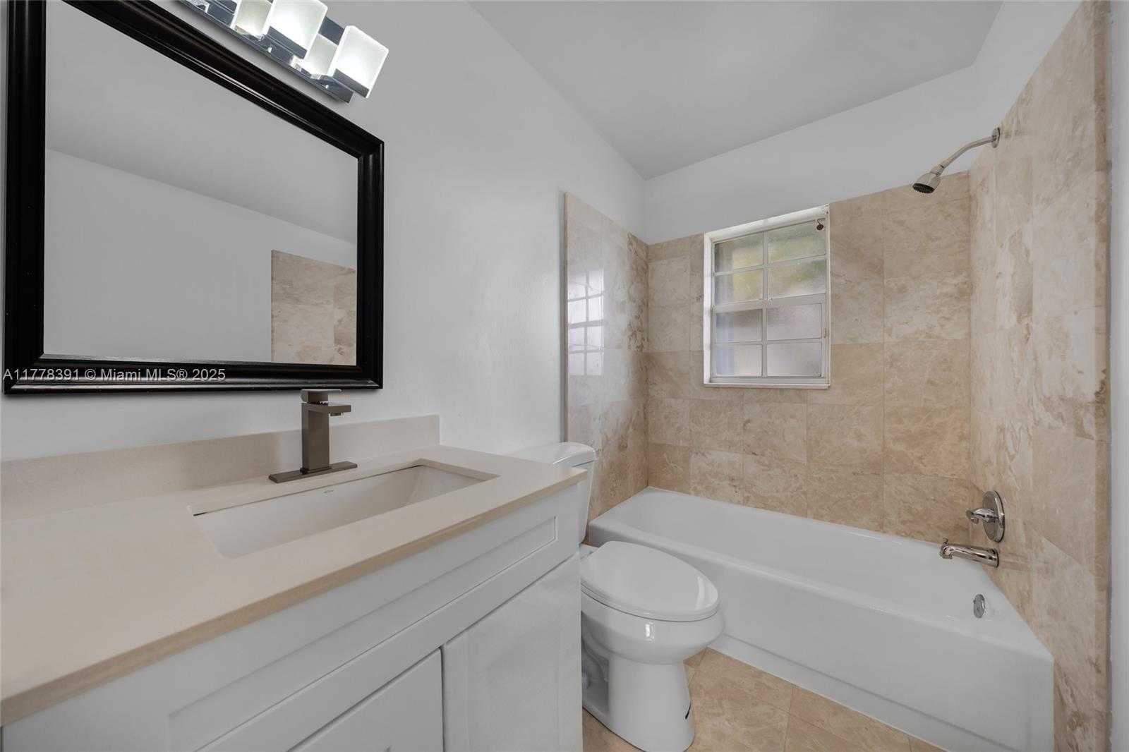 Small Image of 8031 NORTH WEST 47TH CT, Lauderhill Number 26