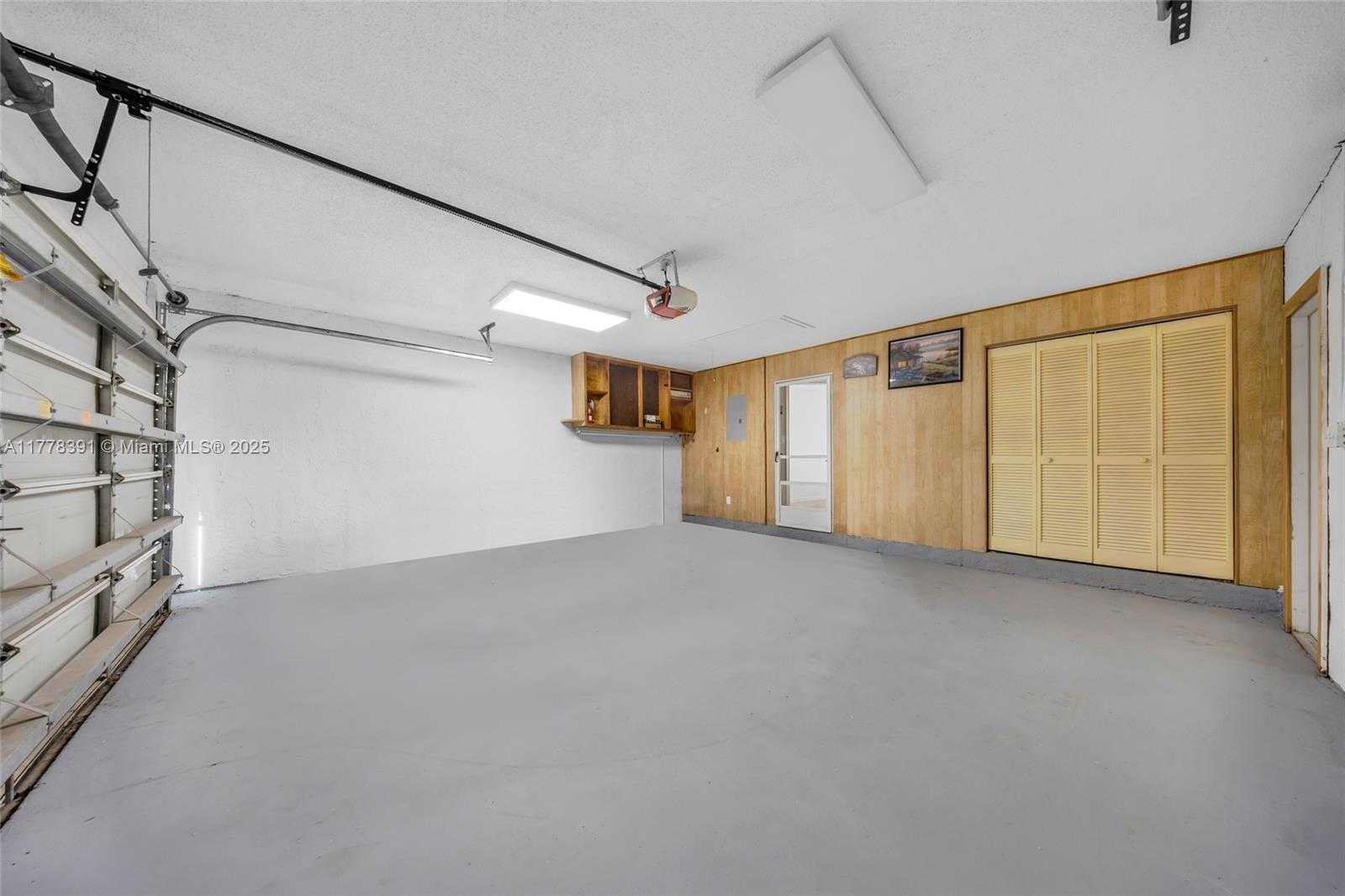 Small Image of 8031 NORTH WEST 47TH CT, Lauderhill Number 31