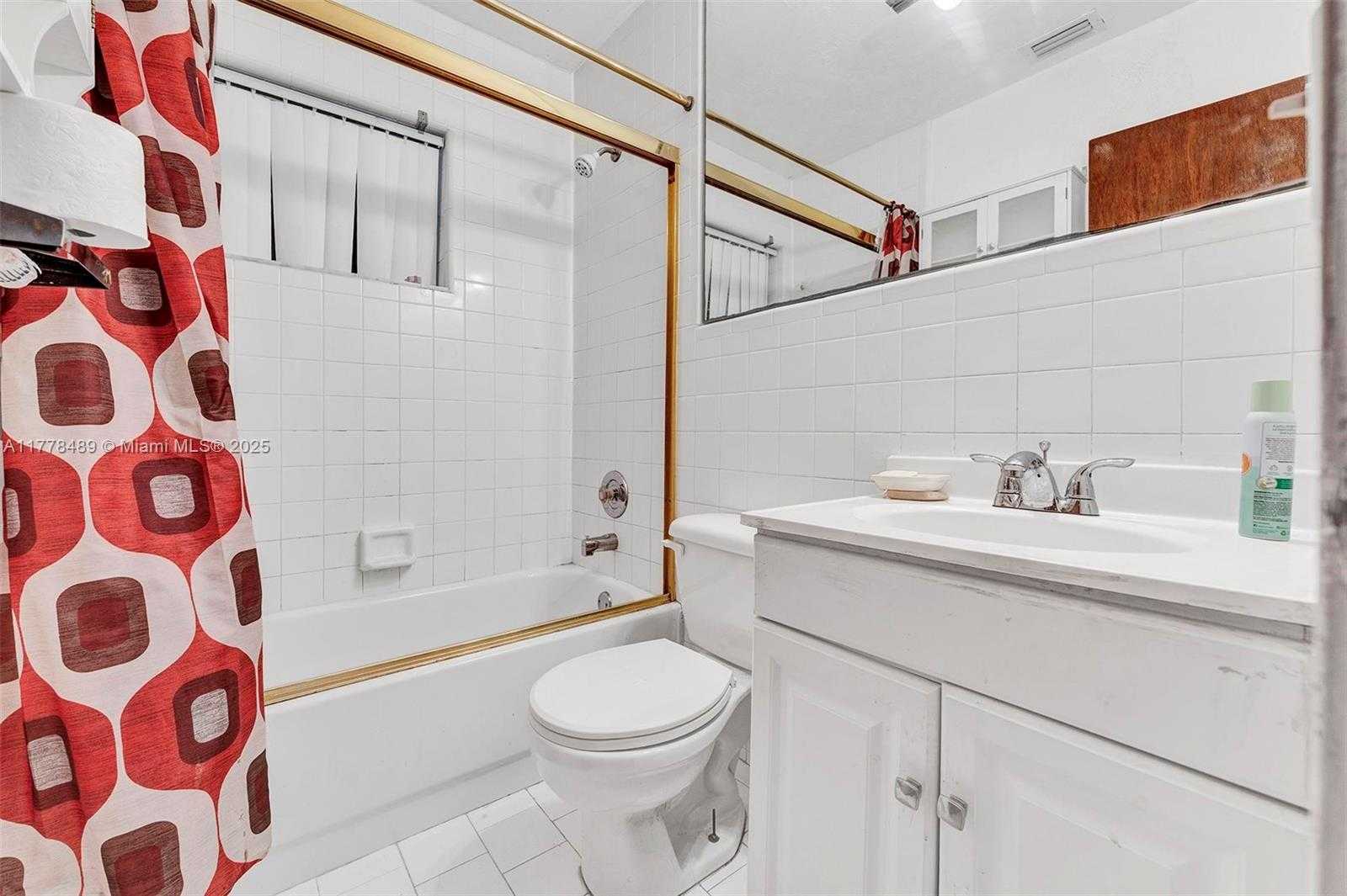 Small Image of 3950 SOUTH WEST 53RD AVE, Davie Number 18