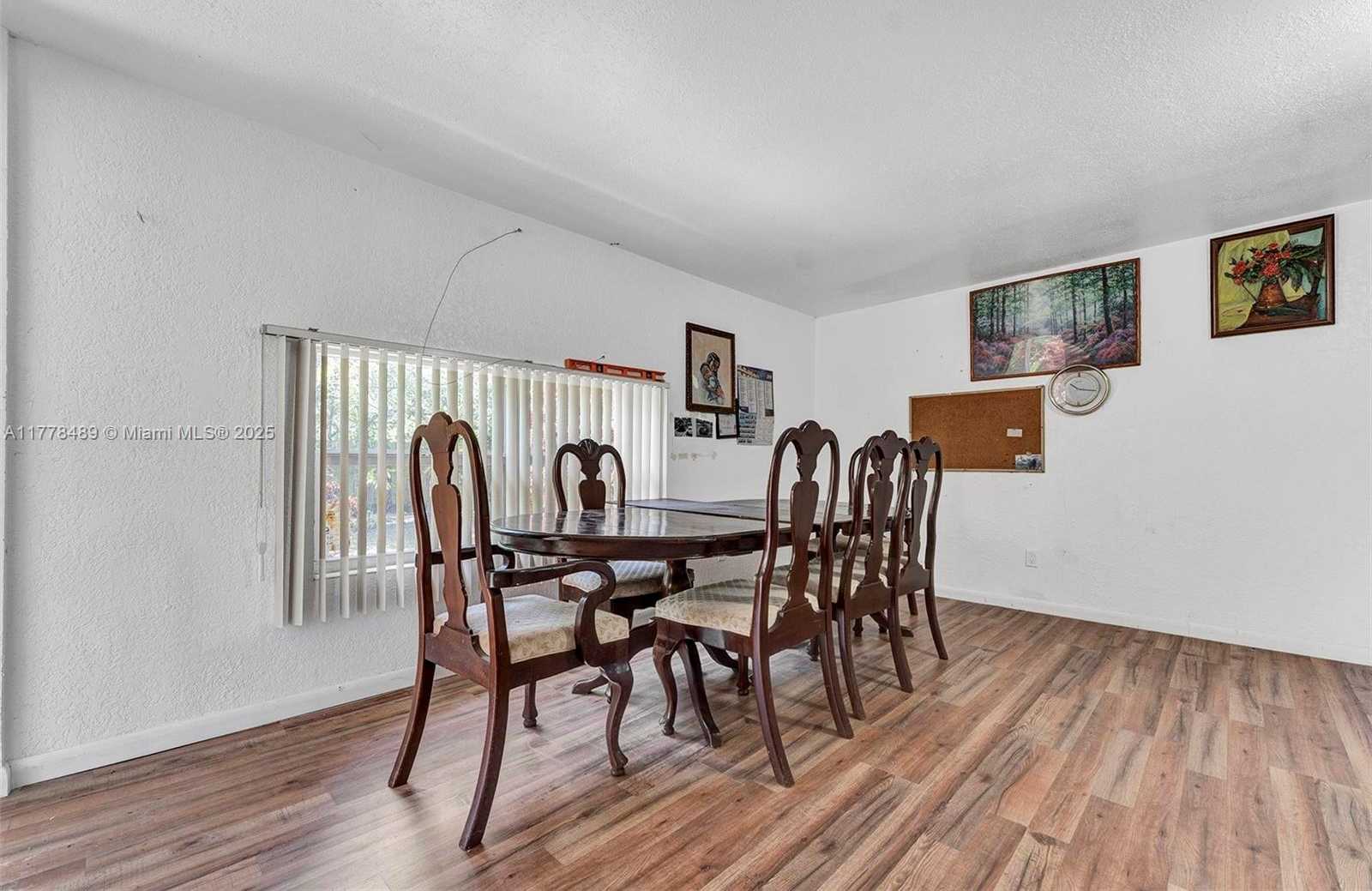 Small Image of 3950 SOUTH WEST 53RD AVE, Davie Number 22