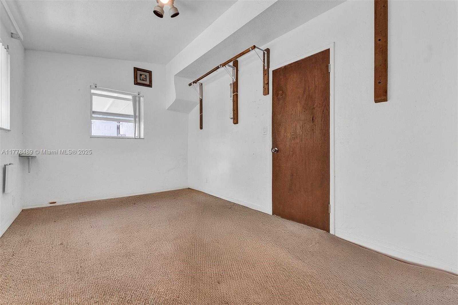 Small Image of 3950 SOUTH WEST 53RD AVE, Davie Number 25