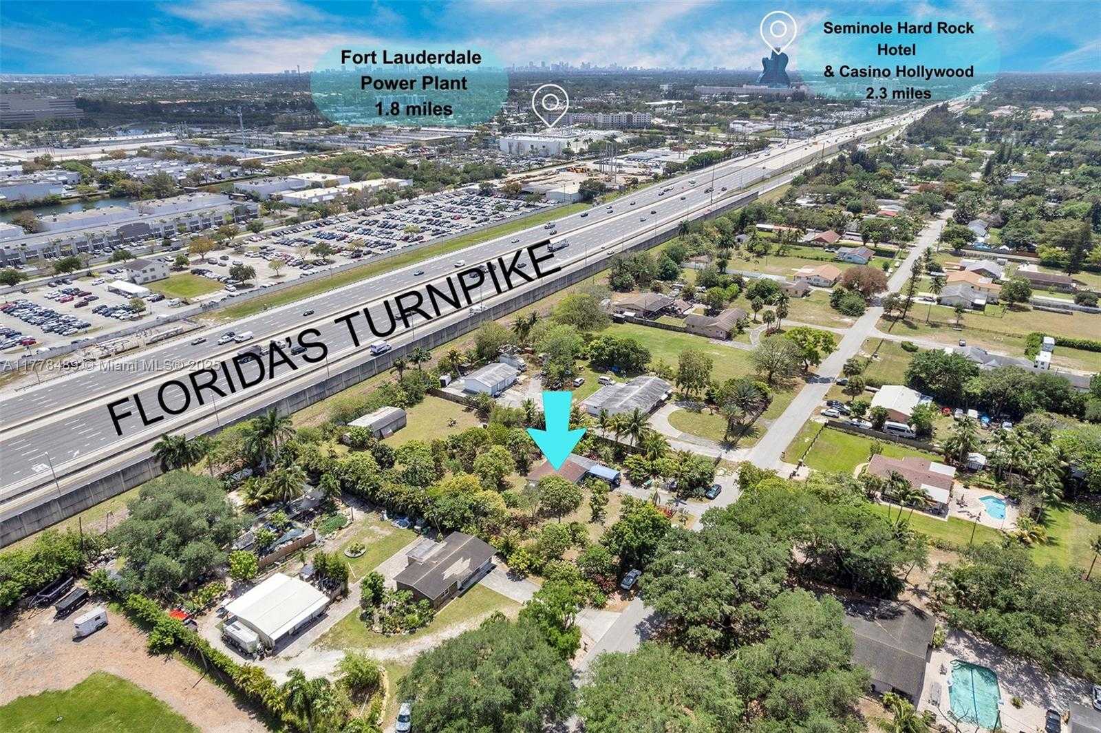 Small Image of 3950 SOUTH WEST 53RD AVE, Davie Number 3