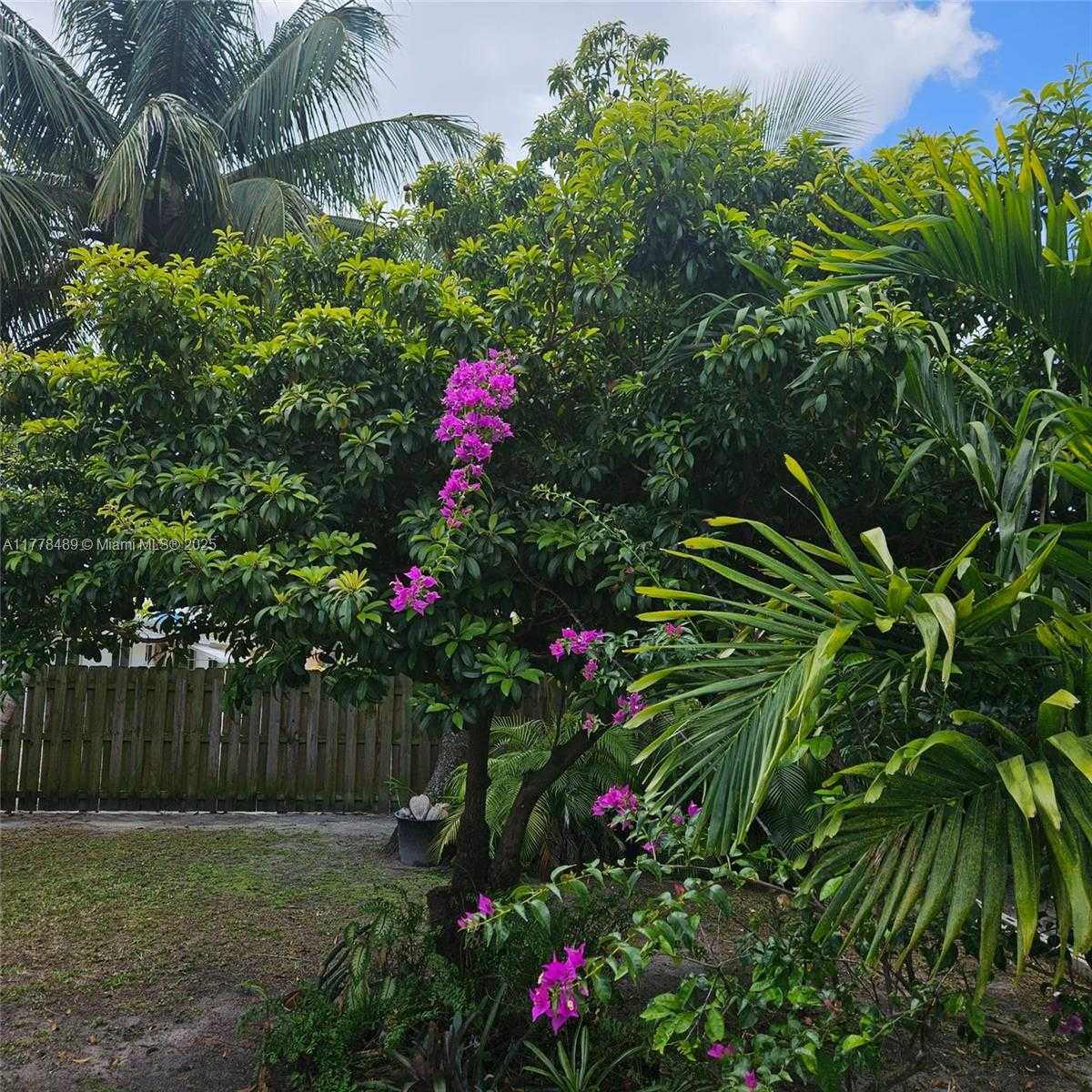 Small Image of 3950 SOUTH WEST 53RD AVE, Davie Number 46