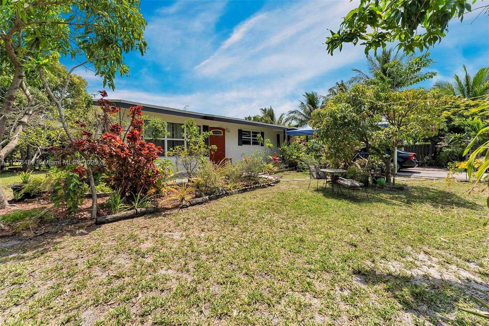 Small Image of 3950 SOUTH WEST 53RD AVE, Davie Number 6