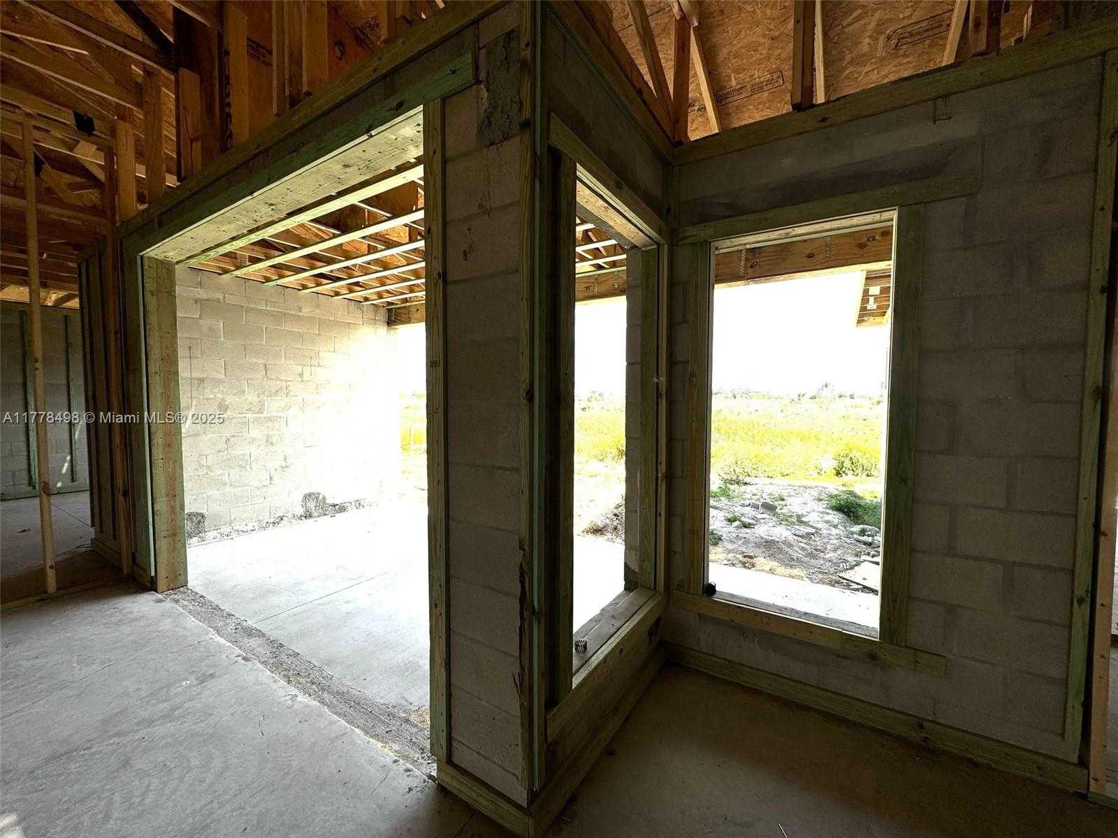 Small Image of 509 GLENDALE AVE, La Belle Number 14