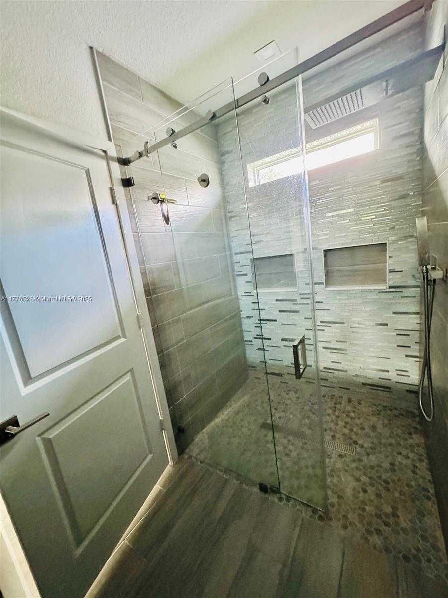 Small Image of 19000 SOUTH WEST 317TH TER, Homestead Number 14