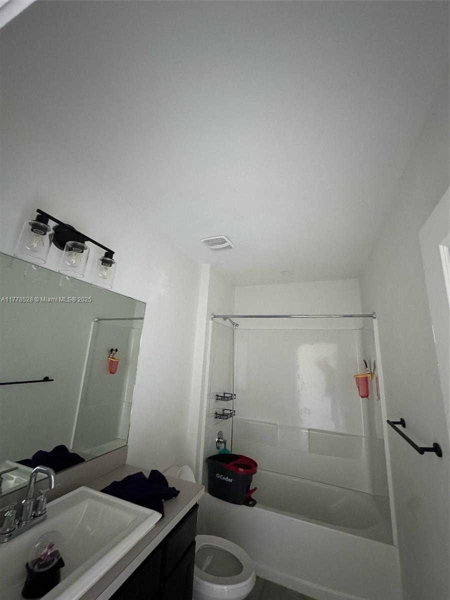 Small Image of 19000 SOUTH WEST 317TH TER, Homestead Number 8