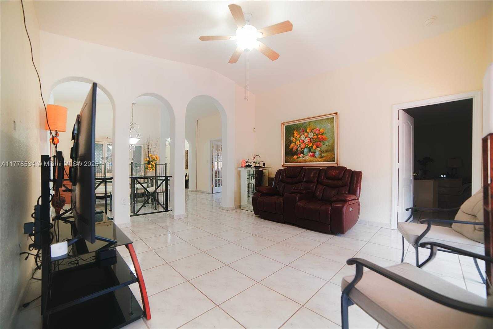 Small Image of 14426 NORTH WEST 88TH AVE, Miami Lakes Number 10