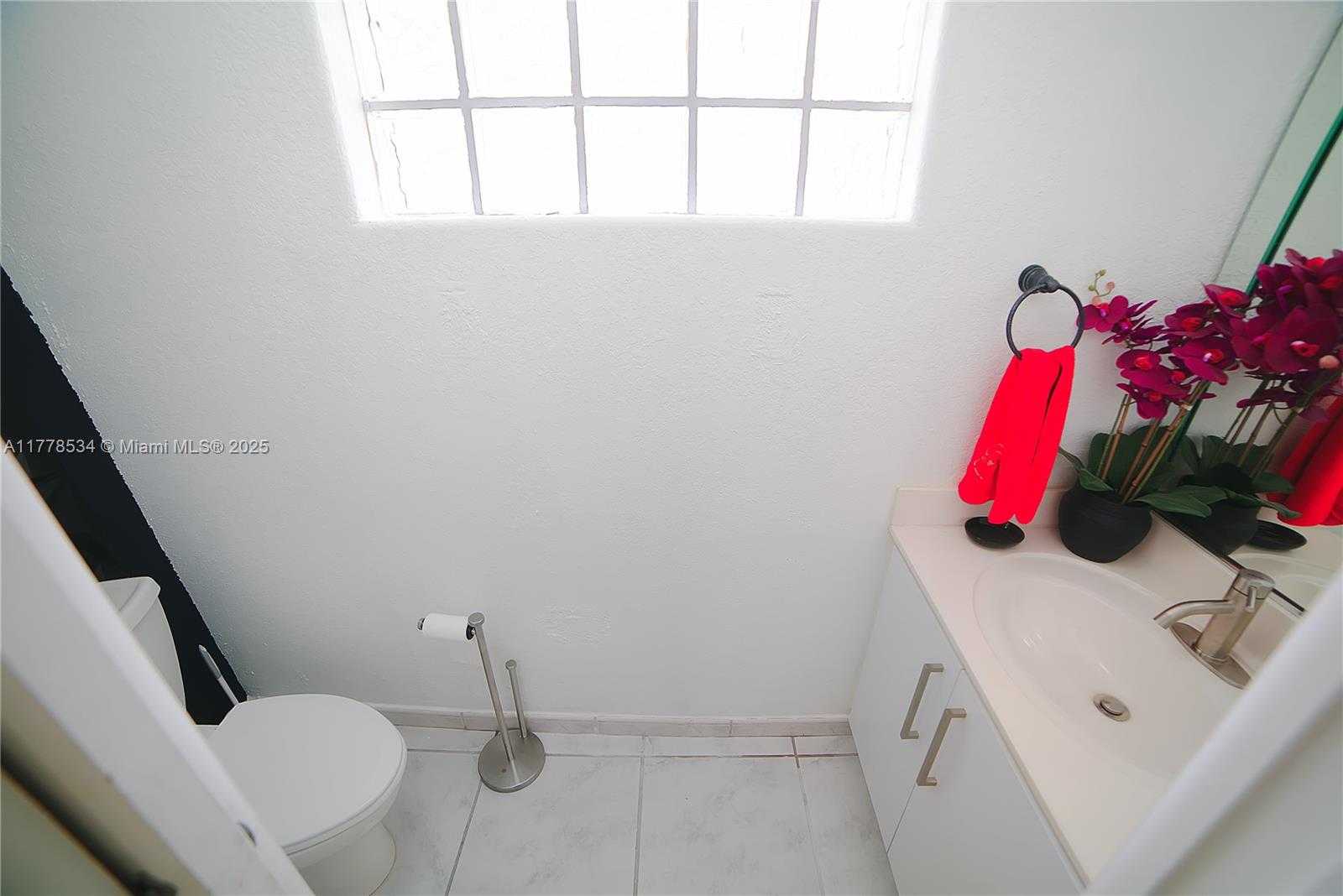 Small Image of 14426 NORTH WEST 88TH AVE, Miami Lakes Number 19