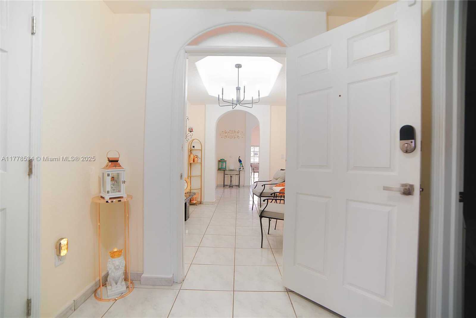 Small Image of 14426 NORTH WEST 88TH AVE, Miami Lakes Number 7