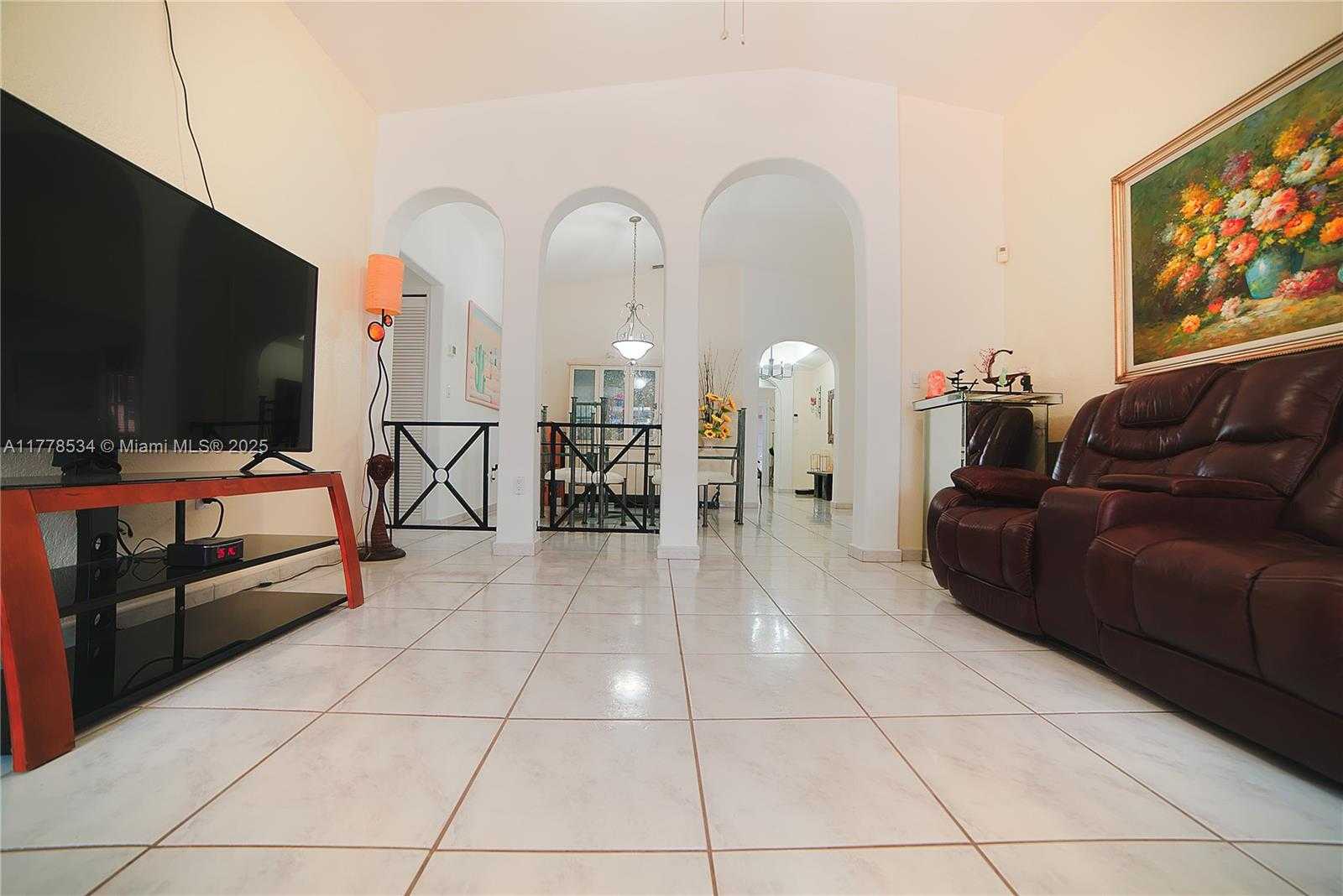 Small Image of 14426 NORTH WEST 88TH AVE, Miami Lakes Number 8