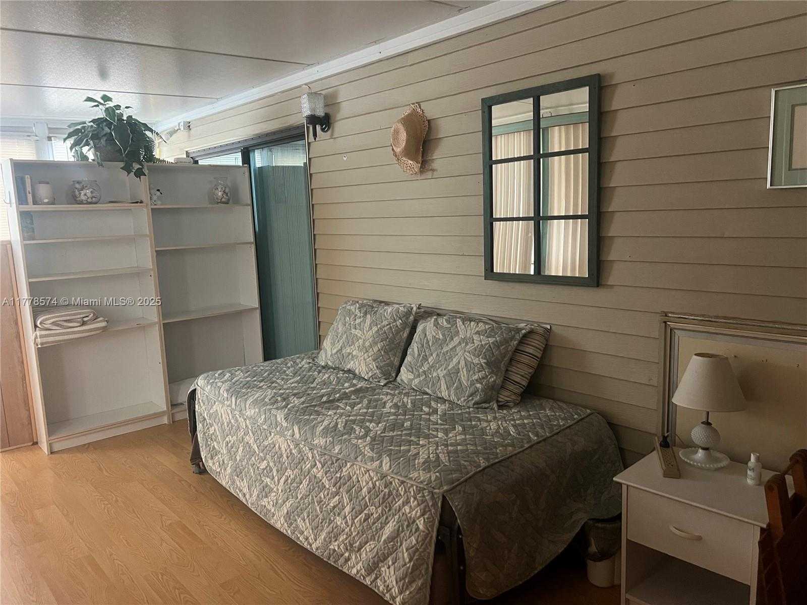 Small Image of 2064 NETTLES BLVD, Jensen Beach Number 6