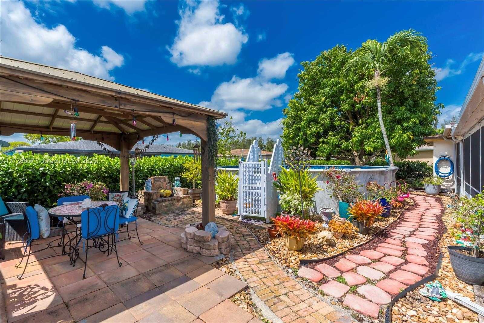 Small Image of 22483 LABRADOR ST, Boca Raton Number 18