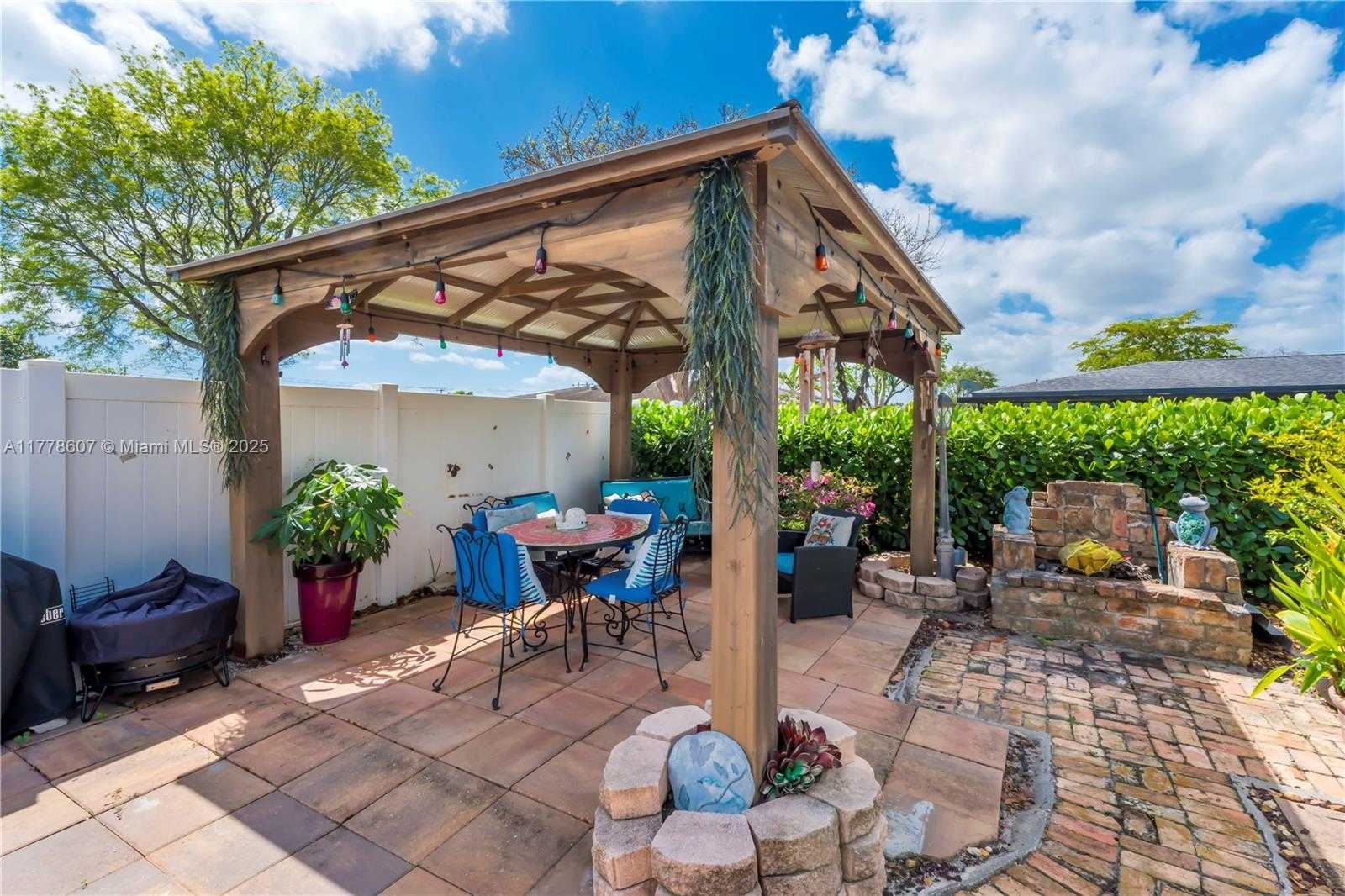 Small Image of 22483 LABRADOR ST, Boca Raton Number 19