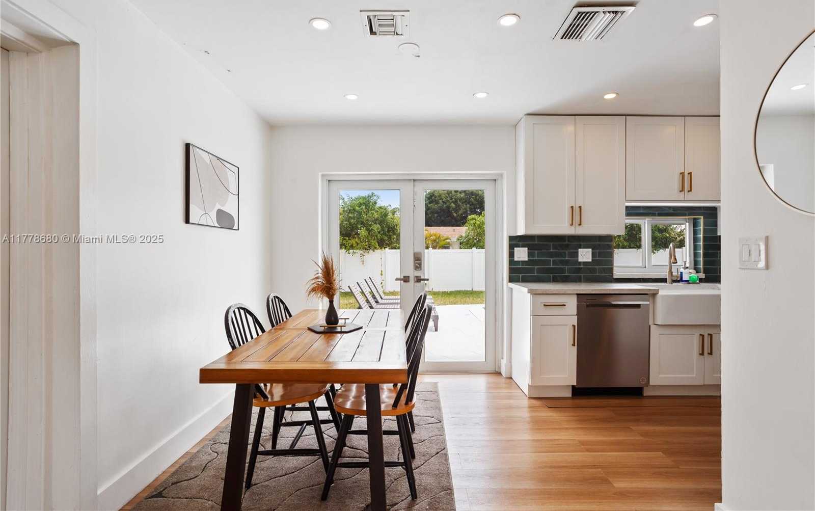 Small Image of 3710 NORTH WEST 6TH AVE, Deerfield Beach Number 7