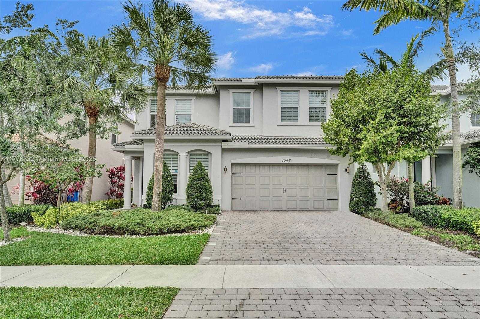 Small Image of 1348 SILK OAK DR, Hollywood Number 73