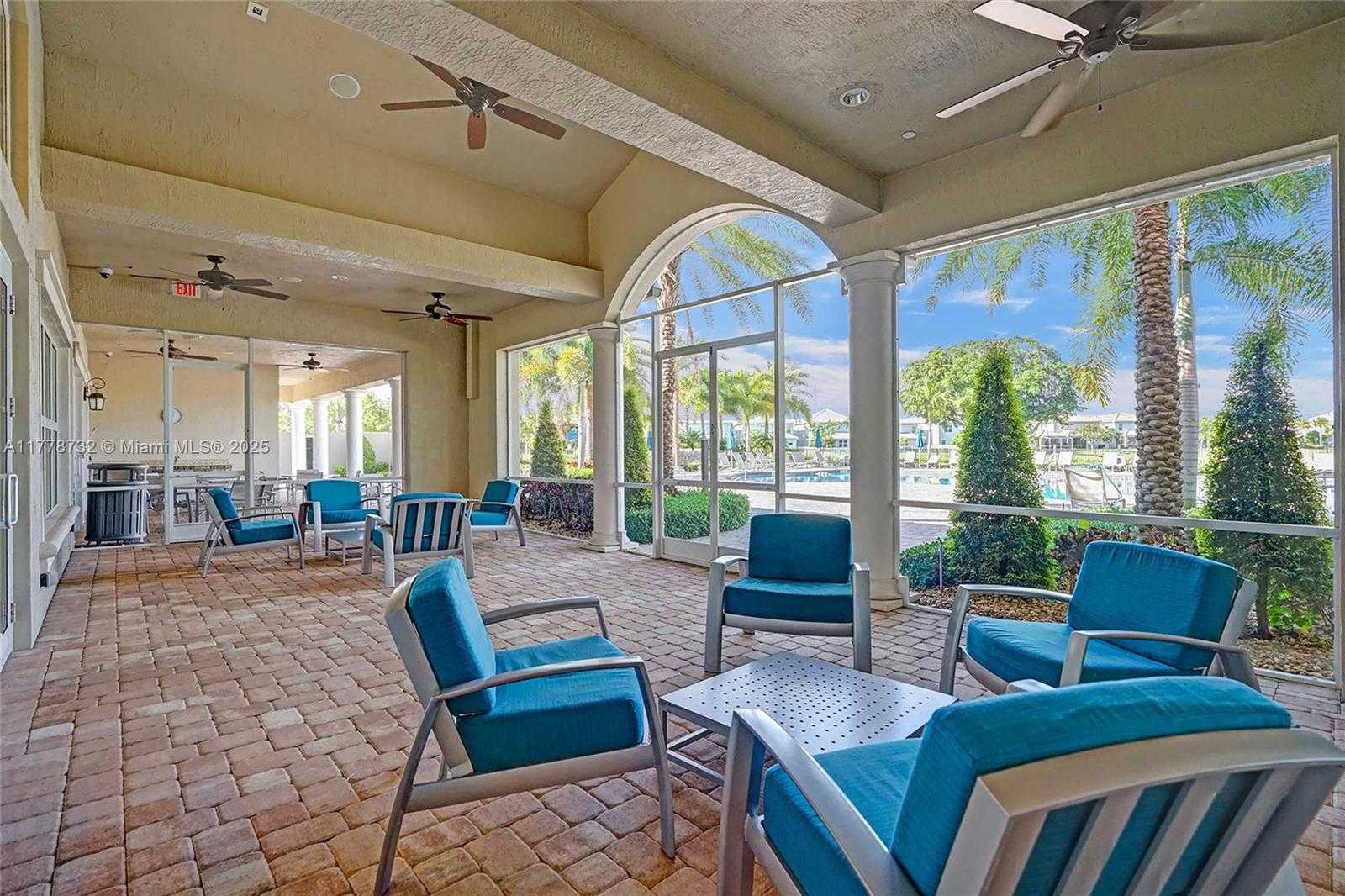 Small Image of 1348 SILK OAK DR, Hollywood Number 91