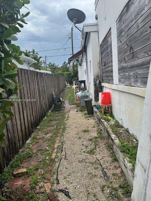 Small Image of 1738 SOUTH WEST 17TH ST, Miami Number 8