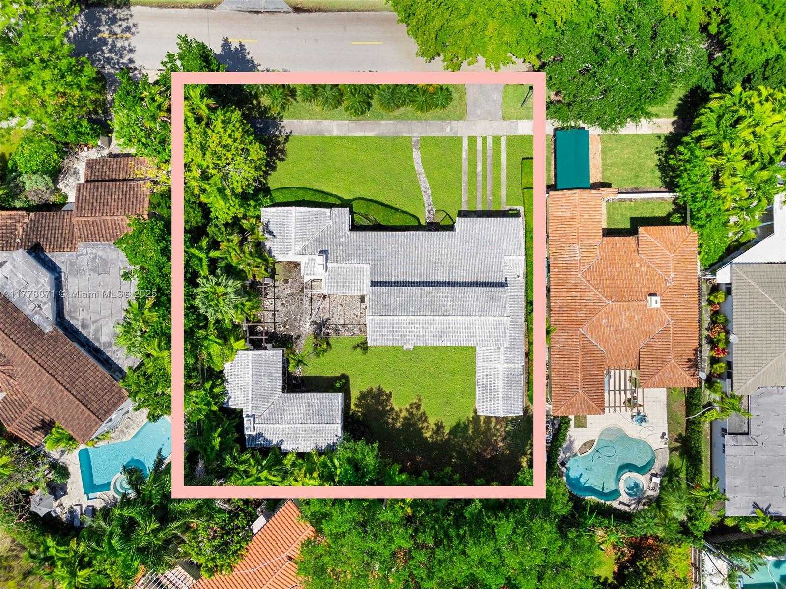 Small Image of 6371 NORTH BAY RD, Miami Beach Number 17
