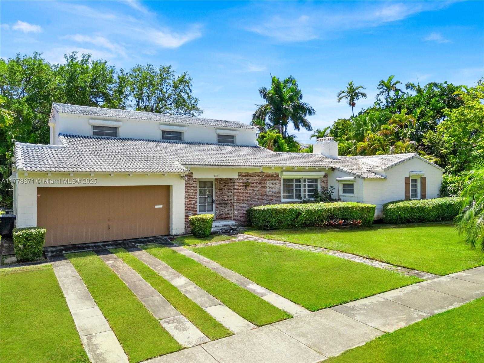 Small Image of 6371 NORTH BAY RD, Miami Beach Number 28