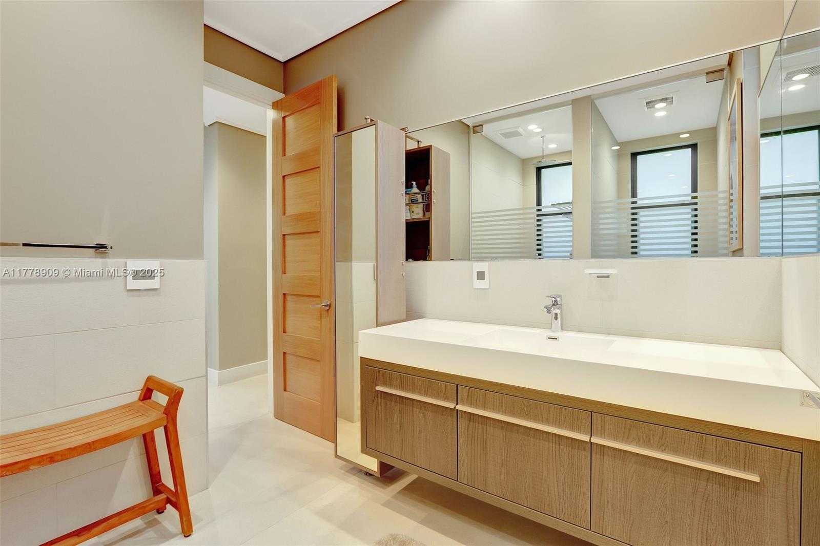 Small Image of 128 NORTH EAST 94TH ST, Miami Shores Number 18