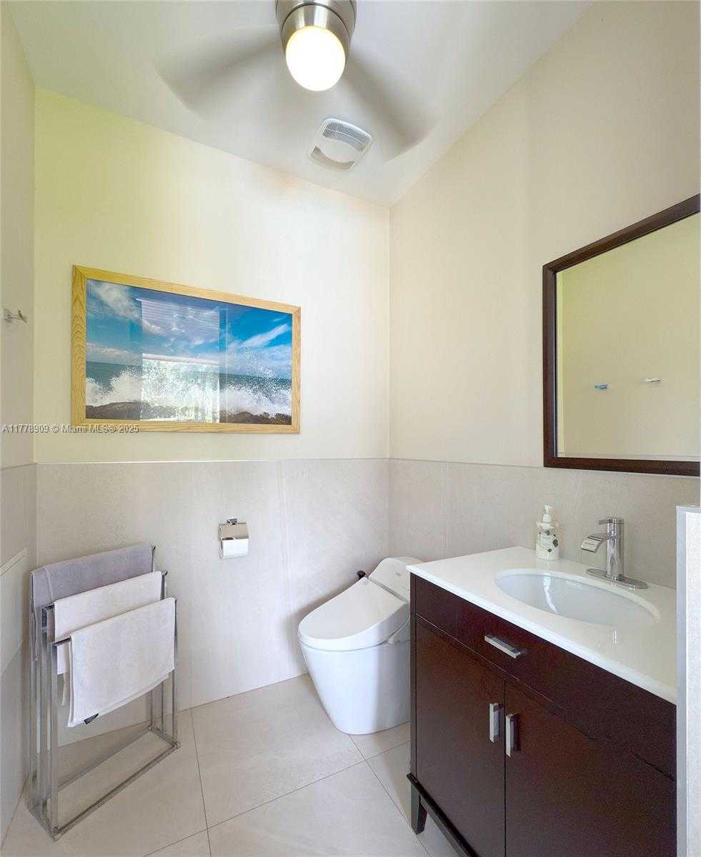 Small Image of 128 NORTH EAST 94TH ST, Miami Shores Number 42
