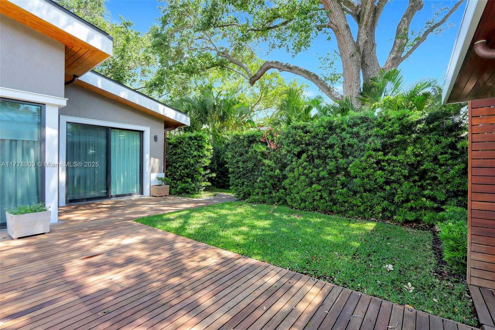 Small Image of 128 NORTH EAST 94TH ST, Miami Shores Number 43