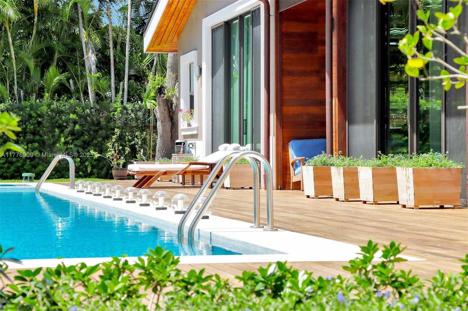 Small Image of 128 NORTH EAST 94TH ST, Miami Shores Number 48