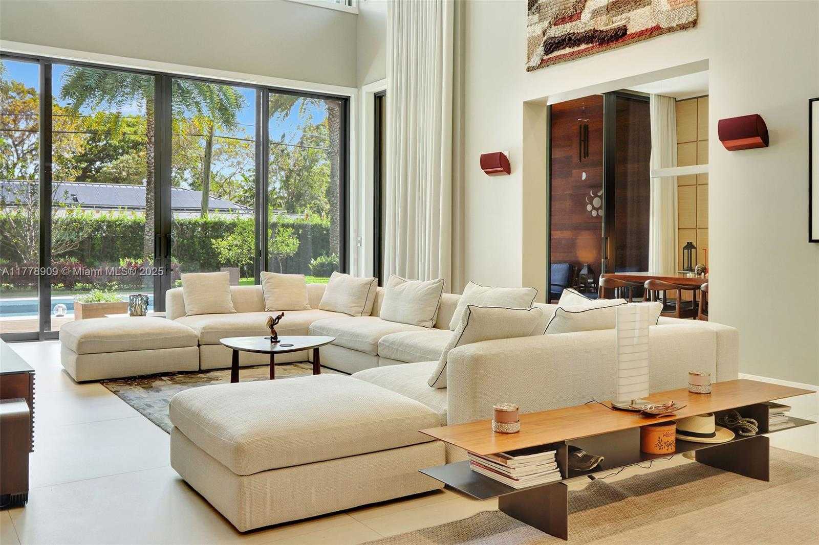 Small Image of 128 NORTH EAST 94TH ST, Miami Shores Number 9