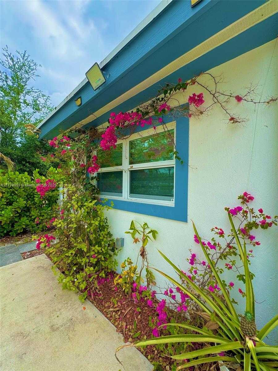 Small Image of 12685 NORTH WEST MIAMI CT, North Miami Number 8