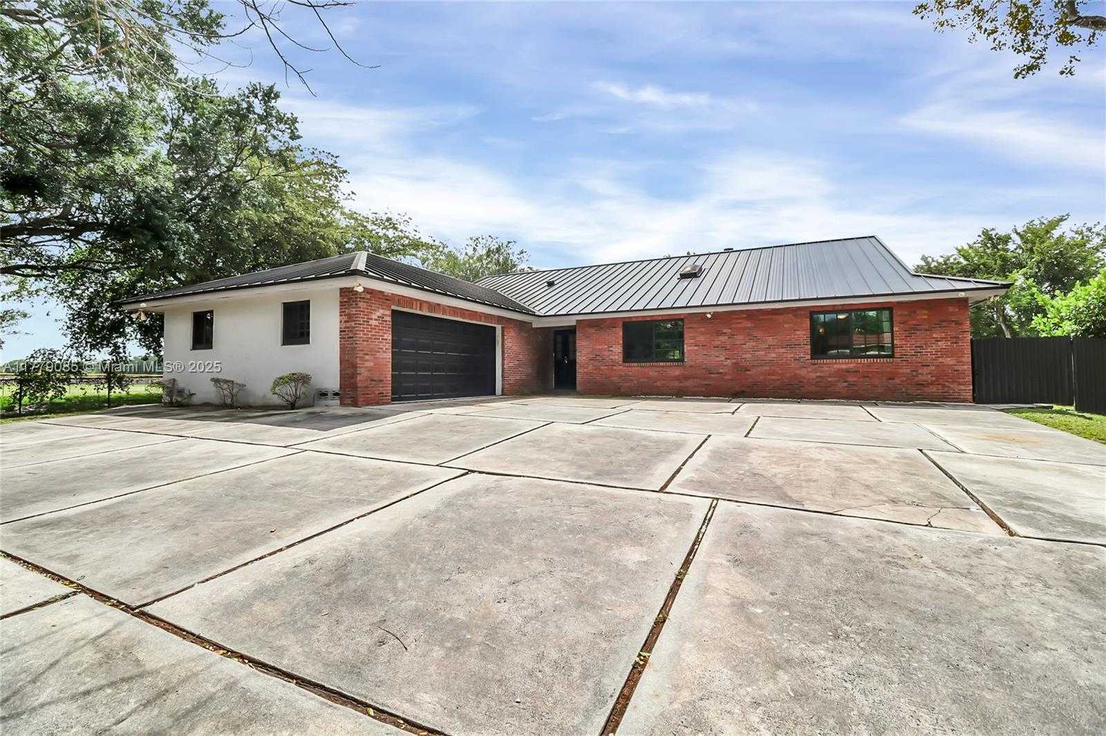Small Image of 9620 NORTH WEST 26TH CT, Cooper City Number 2