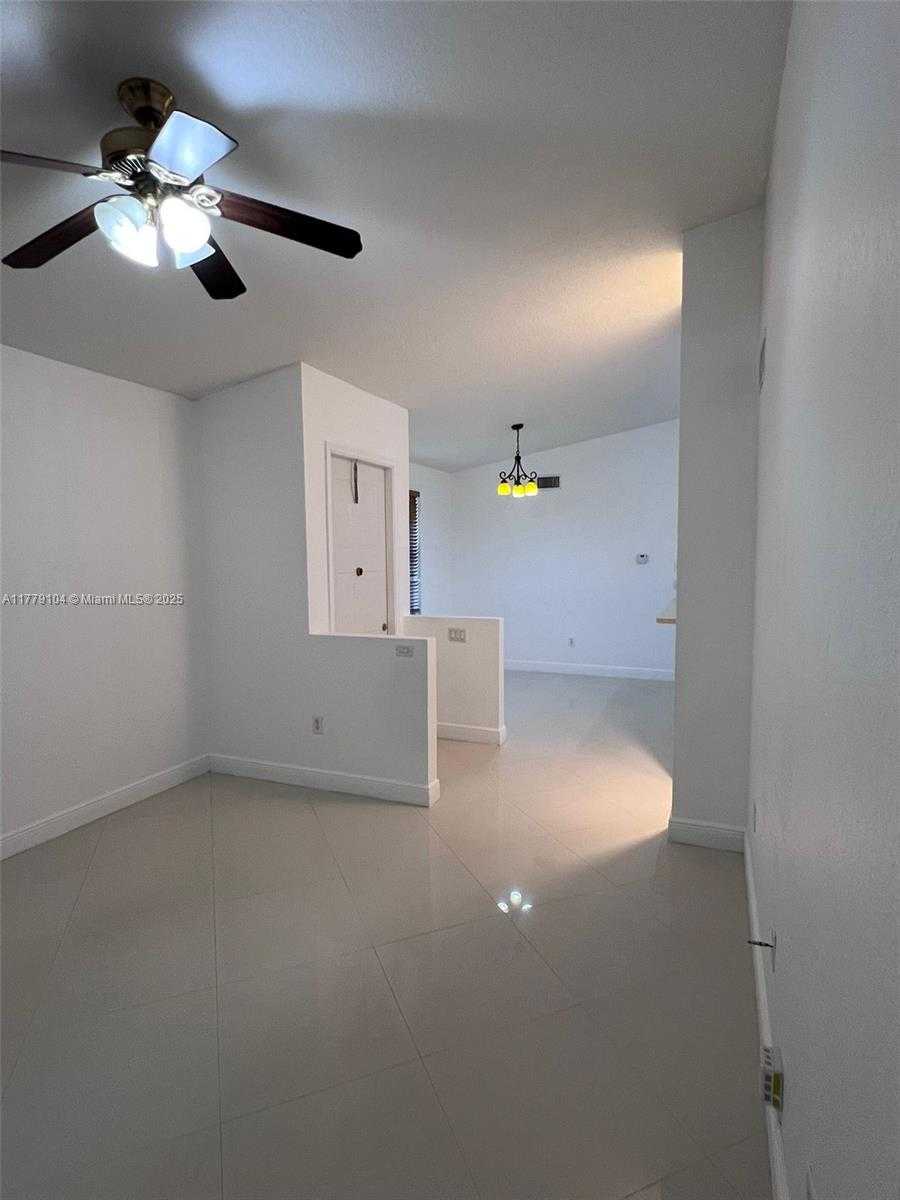 Small Image of 18769 SOUTH WEST 28TH ST, Miramar Number 18