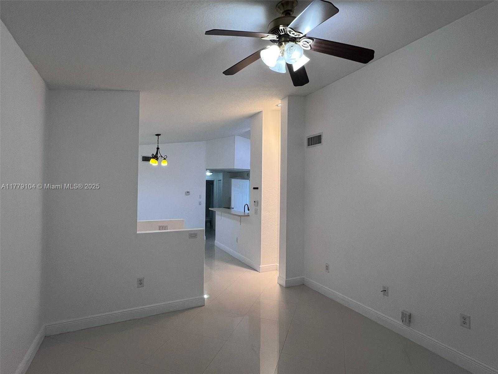 Small Image of 18769 SOUTH WEST 28TH ST, Miramar Number 19