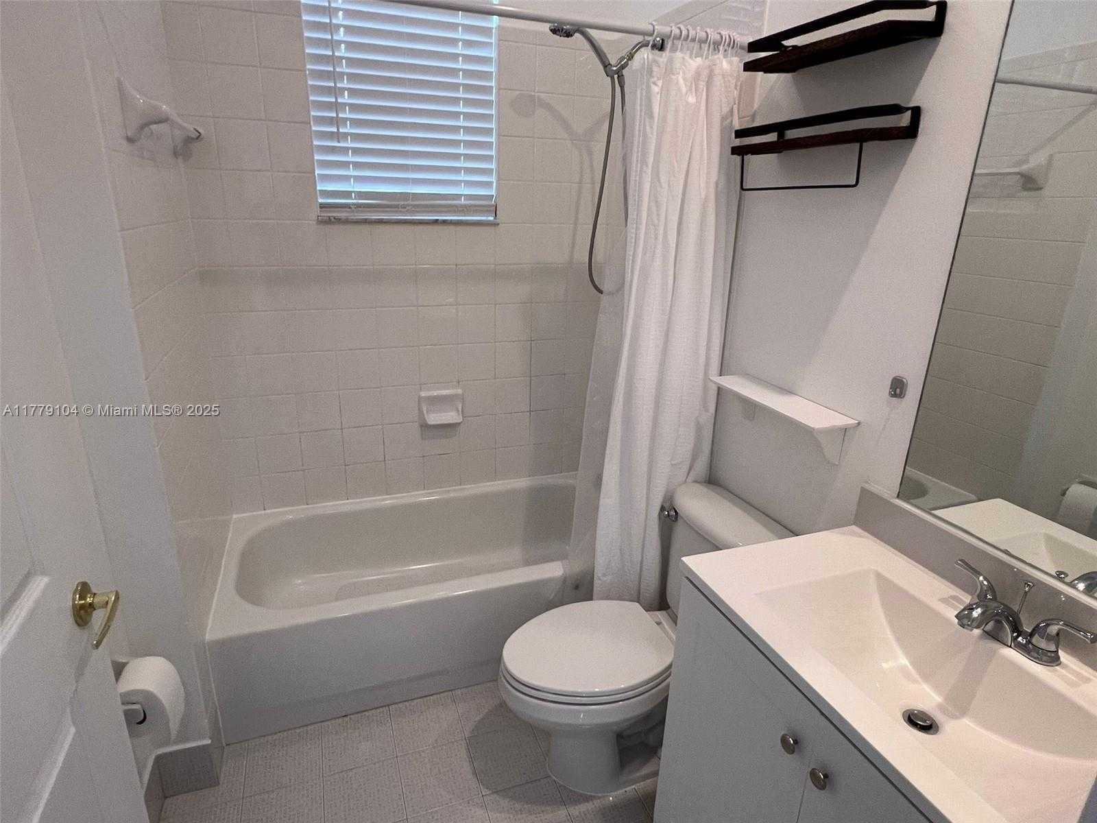 Small Image of 18769 SOUTH WEST 28TH ST, Miramar Number 22