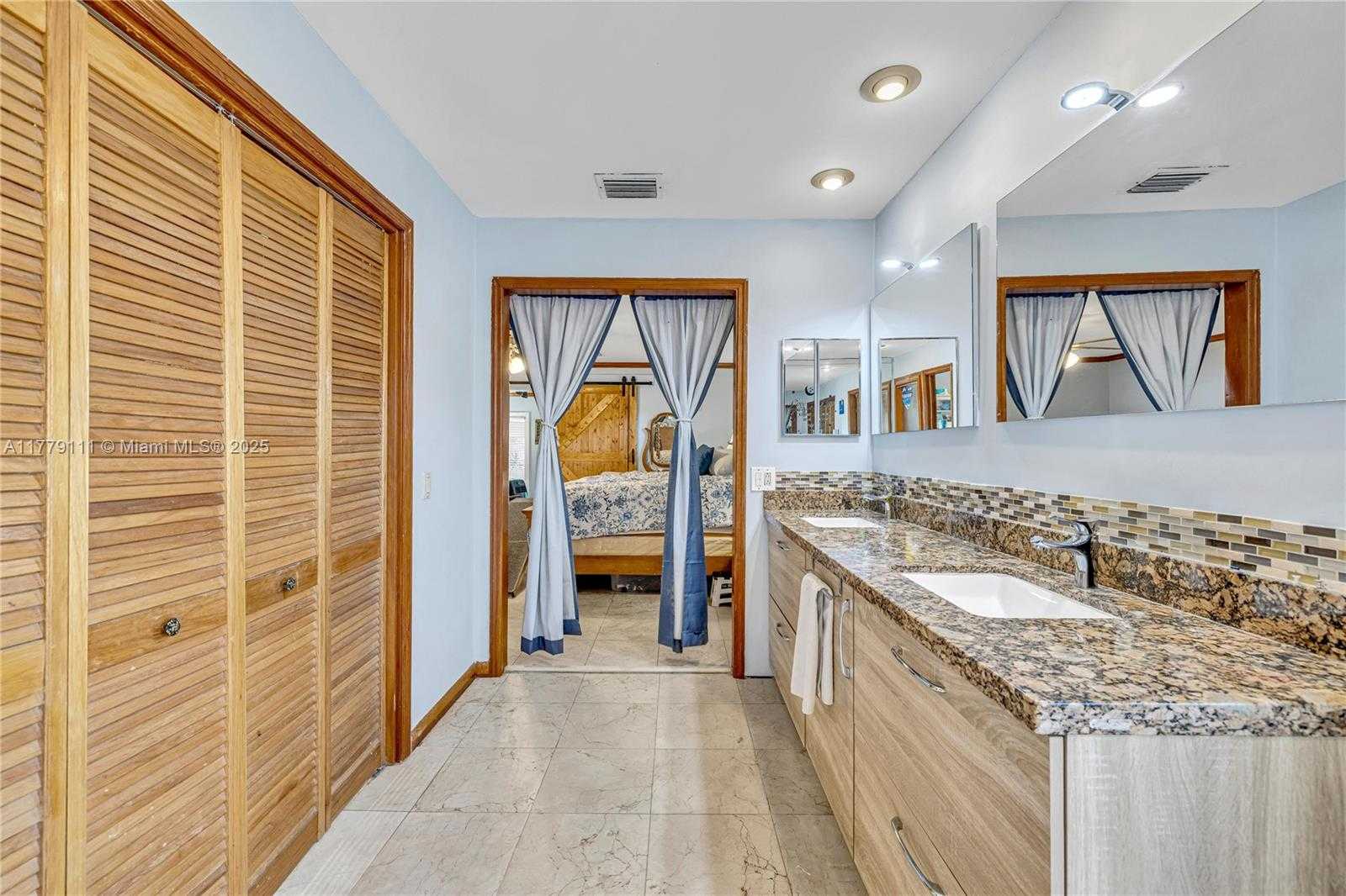 Small Image of 7801 SOUTH WEST 170TH ST, Palmetto Bay Number 28