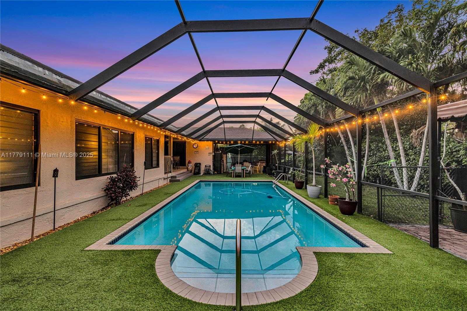 Small Image of 7801 SOUTH WEST 170TH ST, Palmetto Bay Number 5