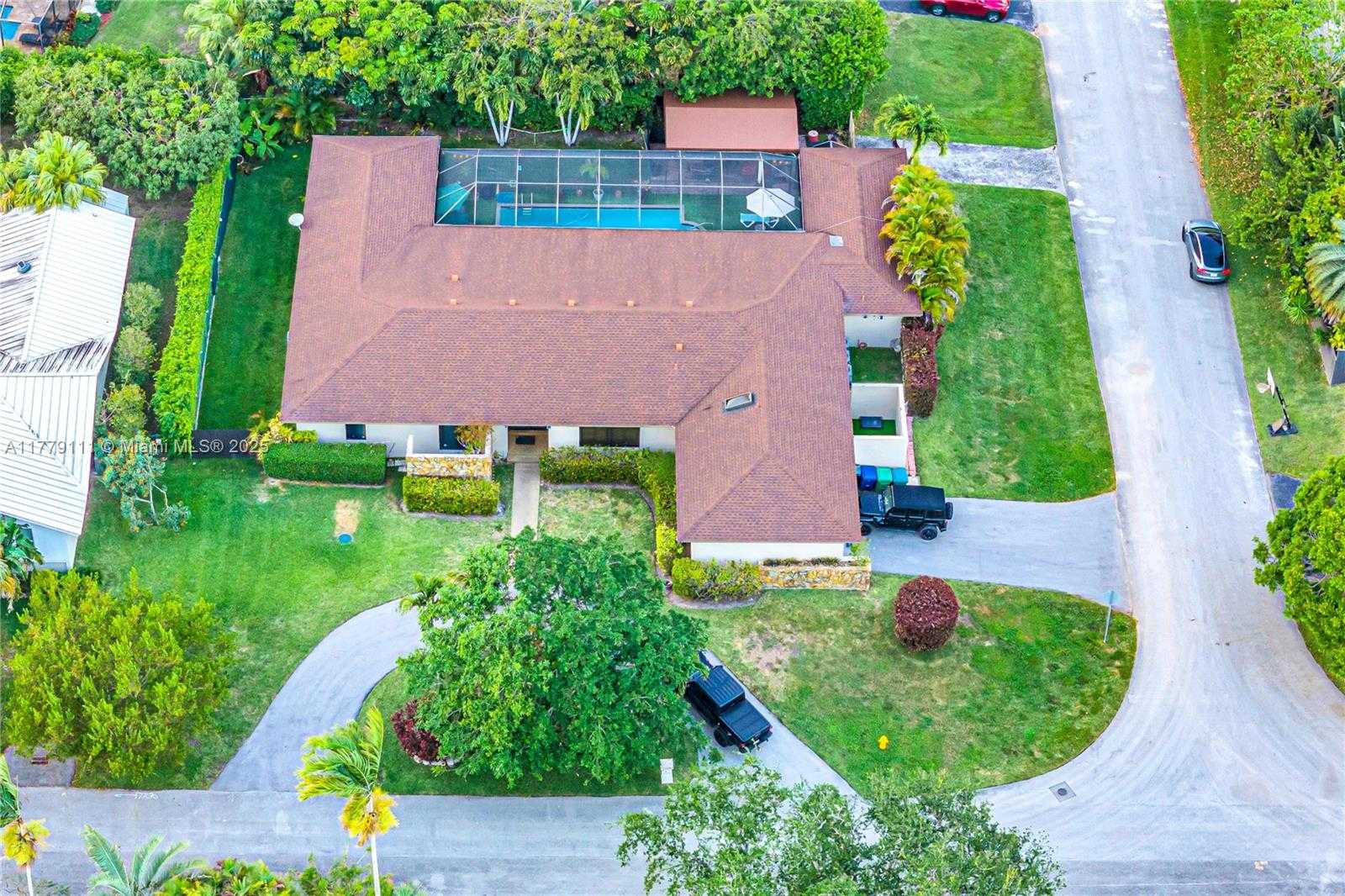 Small Image of 7801 SOUTH WEST 170TH ST, Palmetto Bay Number 69