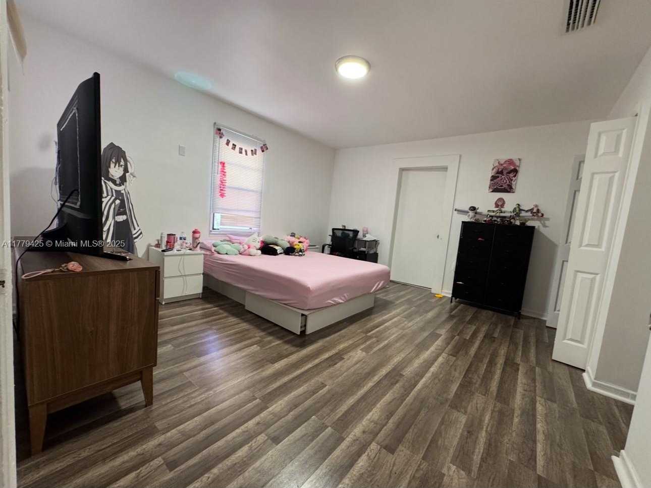 Small Image of 602 EAST 50TH ST, Hialeah Number 10