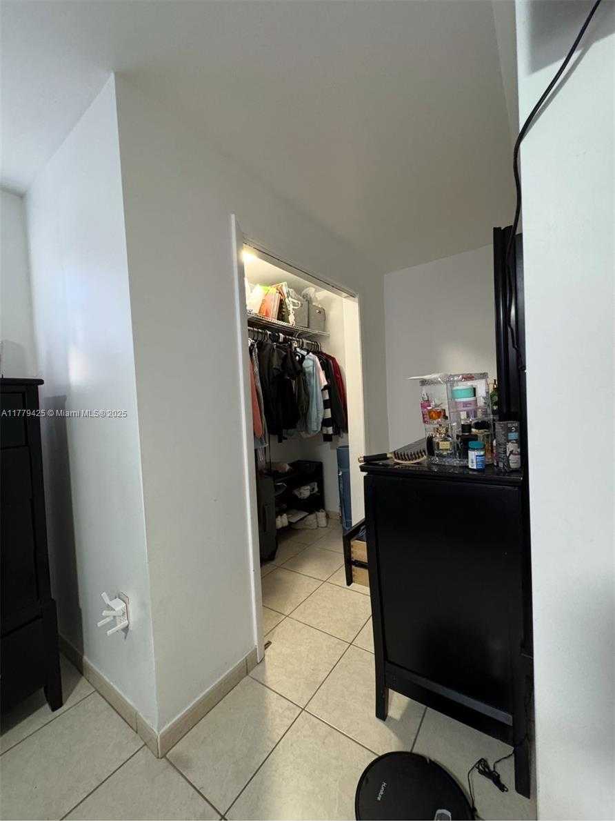 Small Image of 602 EAST 50TH ST, Hialeah Number 13