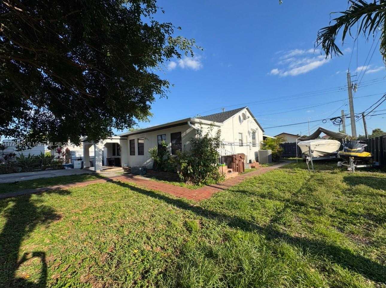 Small Image of 602 EAST 50TH ST, Hialeah Number 20
