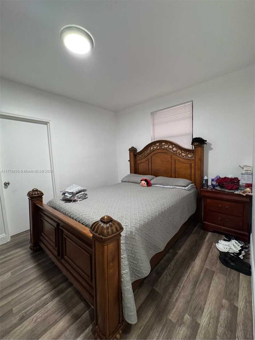Small Image of 602 EAST 50TH ST, Hialeah Number 8