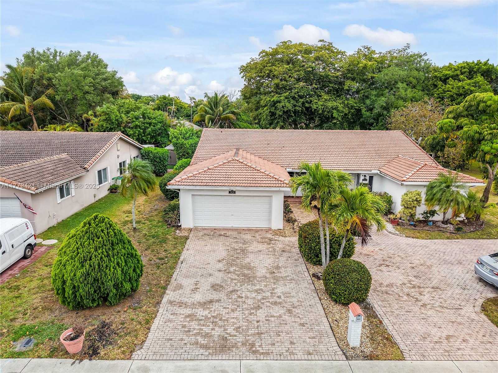 Small Image of 3820 CORAL SPRINGS DR, Coral Springs Number 18