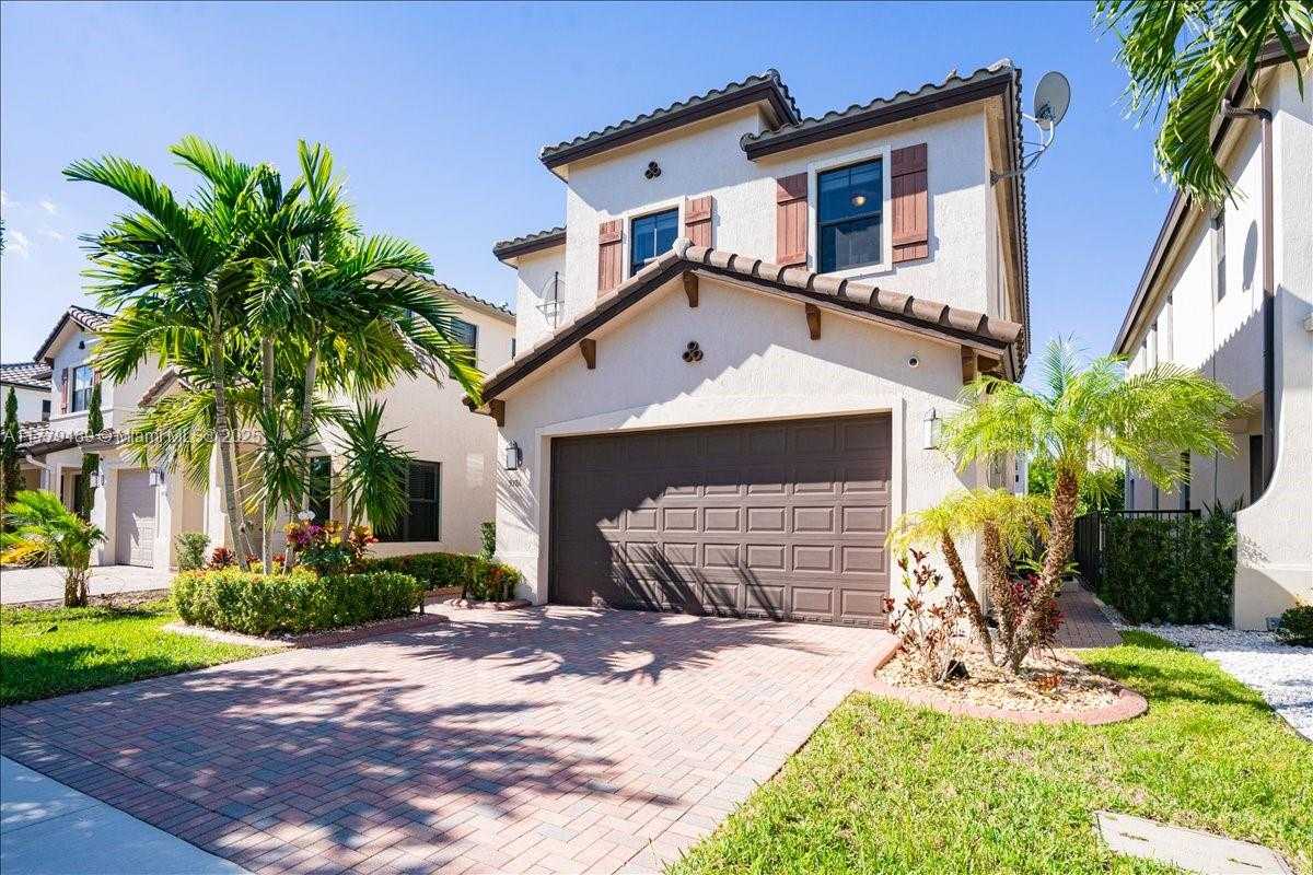 Small Image of 9786 WEST 34TH AVE, Hialeah Number 2