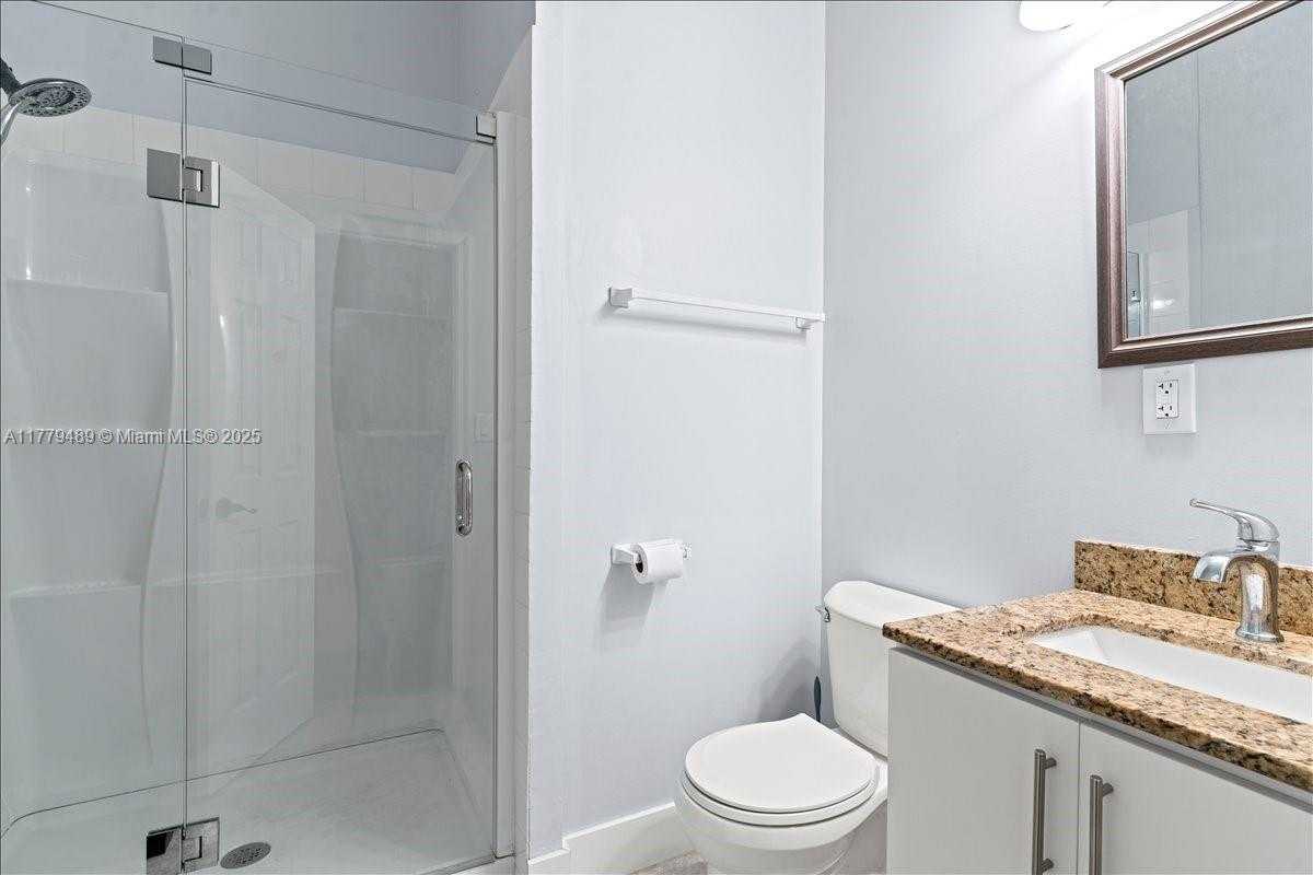 Small Image of 9786 WEST 34TH AVE, Hialeah Number 35