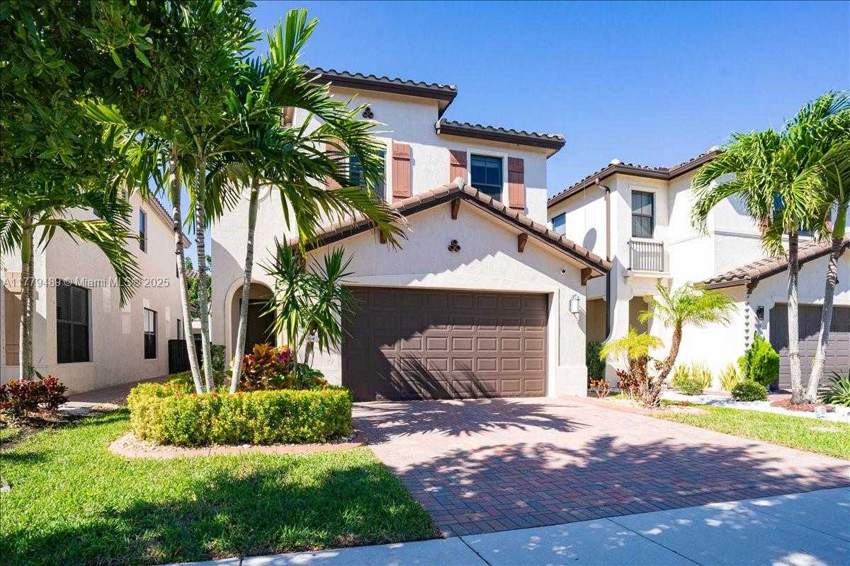 Small Image of 9786 WEST 34TH AVE, Hialeah Number 46