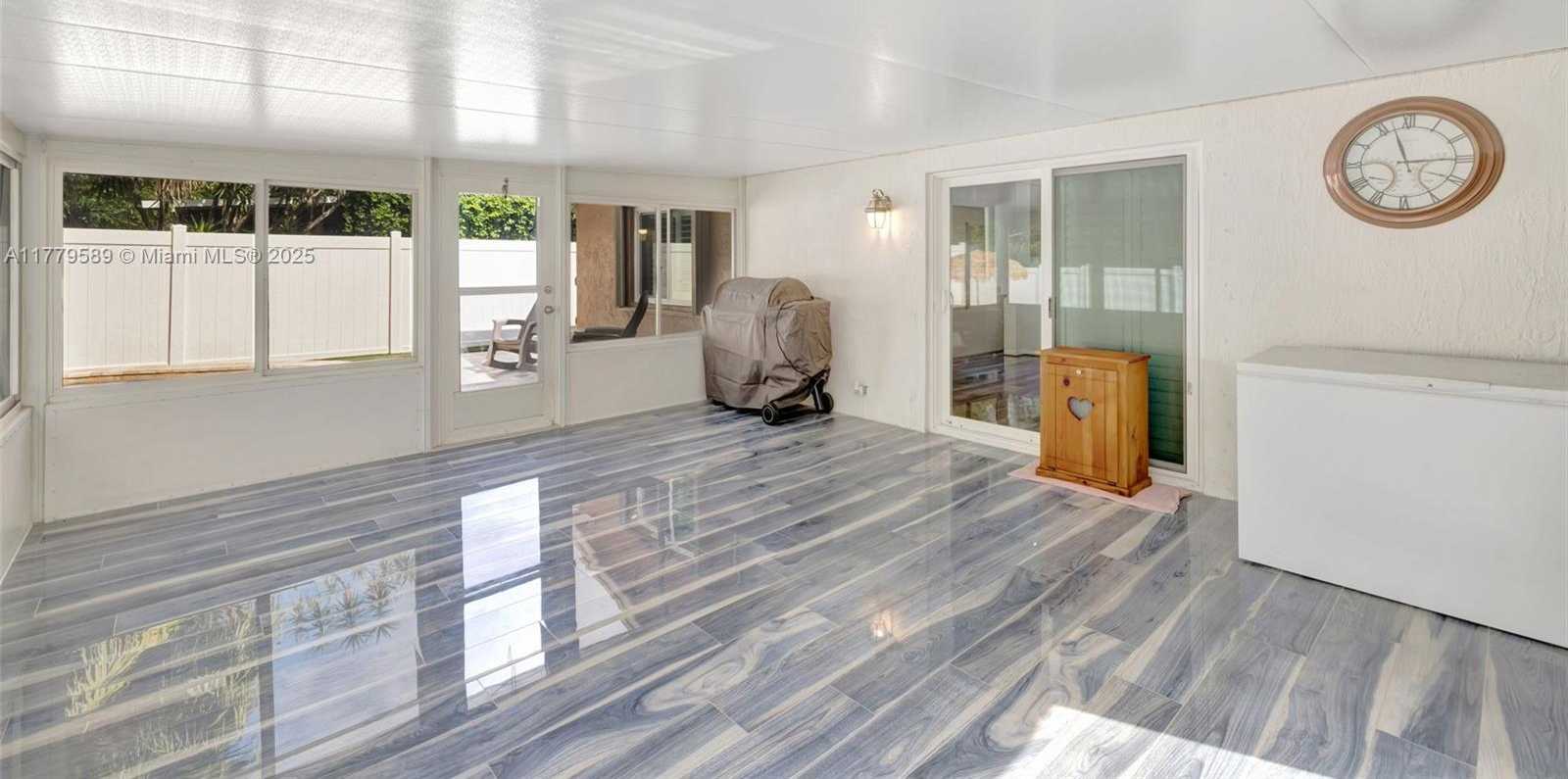 Small Image of 4613 SOUTH WEST 12TH ST, Deerfield Beach Number 20