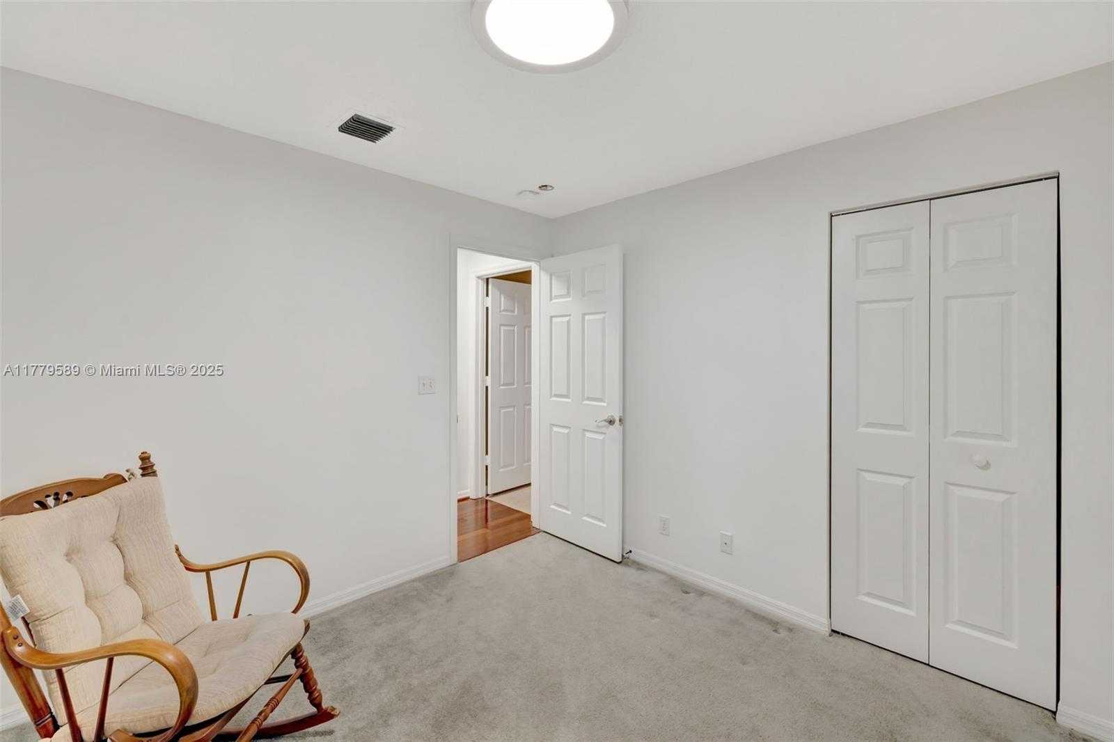 Small Image of 4613 SOUTH WEST 12TH ST, Deerfield Beach Number 33