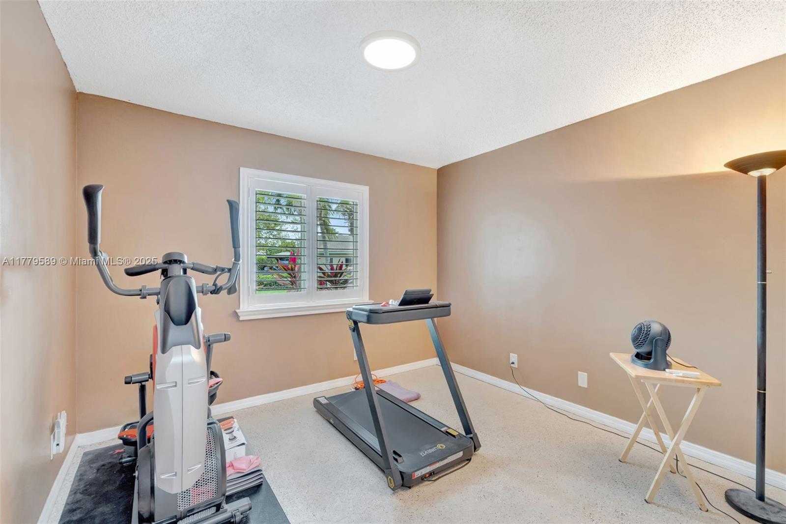 Small Image of 4613 SOUTH WEST 12TH ST, Deerfield Beach Number 34