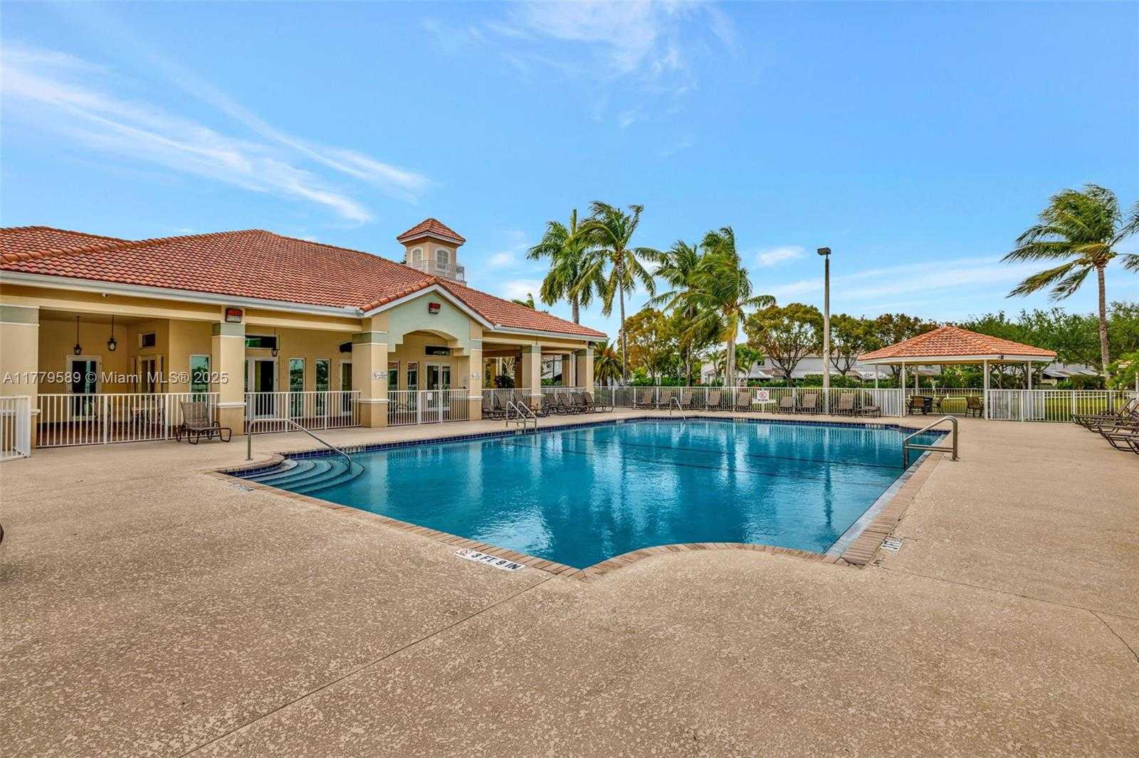 Small Image of 4613 SOUTH WEST 12TH ST, Deerfield Beach Number 50